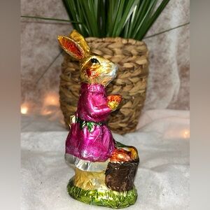 - EASTER FAUX FOIL GOLD CHOCOLATE BUNNY RABBIT FIGURINE TABLETOP DECOR 7"